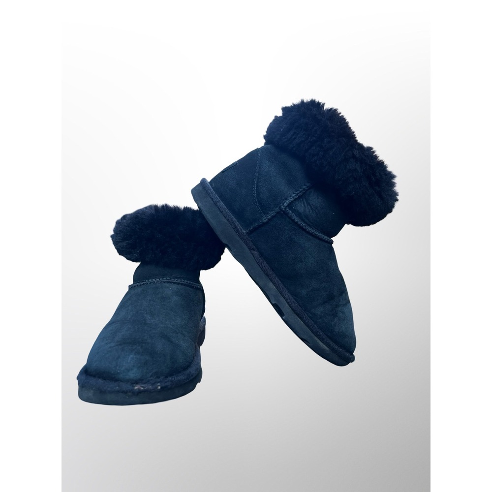 GUC Pre-Owned UGG Classic Short II Girls Black Boots Kids Shoes Size 3 - Picture 4 of 16